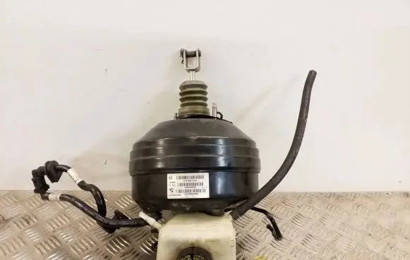 BMW 1 F20 F21 Brake booster 6798418 0204259552 12B3250B2390