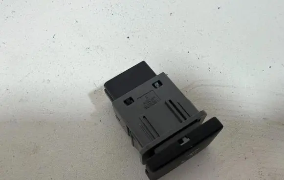 Toyota C-HR I Parking (PDC) sensor switch 15D935