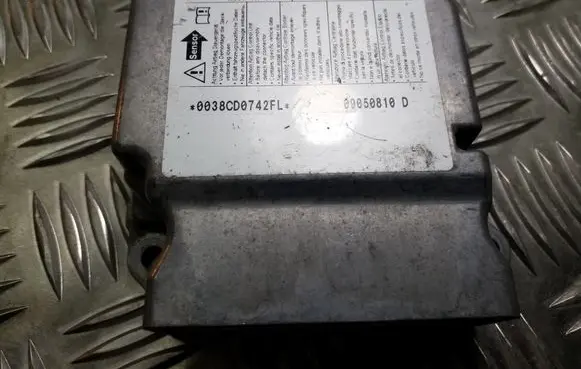 Volkswagen Golf Plus Airbag control unit/module 1K0909605L