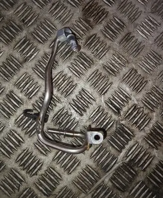 Nissan Qashqai J12 Fuel injector supply line/pipe A2820705100