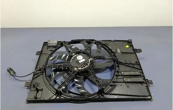 Skoda Octavia 985 Electric radiator cooling fan 5WA121205