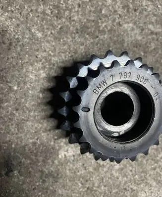 BMW 3 E90 E91 Fuel pump gear (pulley) 7797906
