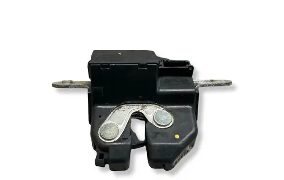Alfa Romeo Giulietta Loading door lock 55701971