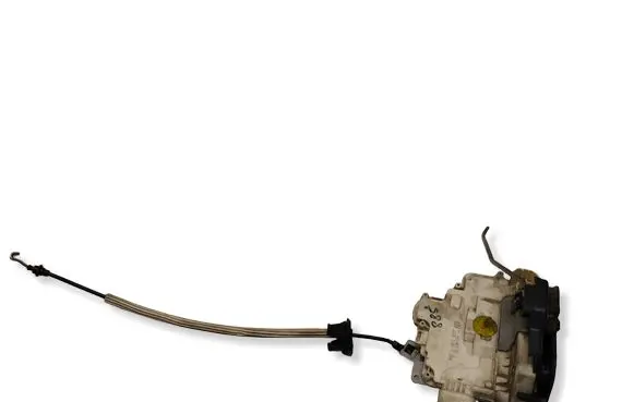Audi A6 S6 C6 4F Front door lock 4F1837015