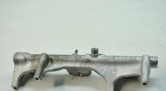 BMW 3 F30 F35 F31 Fuel main line pipe 7643082