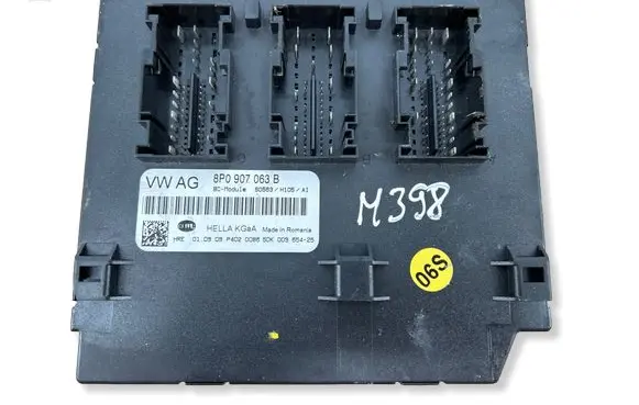 Audi TT TTS Mk2 Comfort/convenience module 8P0907063B 5DK00965425