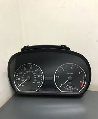 BMW 1 E81 E87 Speedometer (instrument cluster)