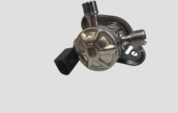 Mercedes-Benz A W177 Fuel injection high pressure pump A2820700001 166303162R