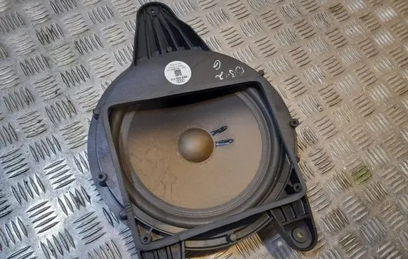 Audi A4 S4 B9 Subwoofer speaker 8W5035412