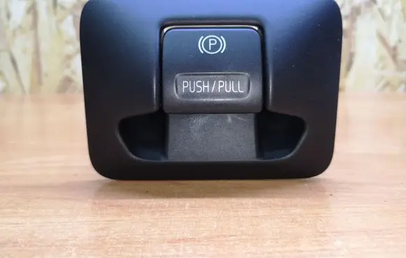 Volvo XC60 Hand parking brake switch 30773539