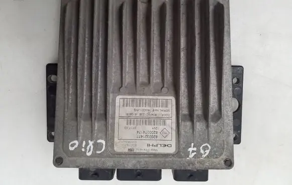 Renault Clio II Engine control unit/module 8200331477