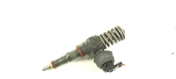 Volkswagen PASSAT B5.5 Fuel injector 038130073AL 0414720039