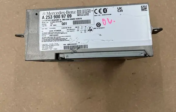 Mercedes-Benz GLC X253 C253 Radio/GPS head unit trim A2539009709