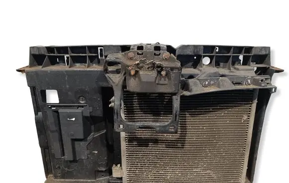 Peugeot 208 I Radiator set 95007T01 9674813580 5H2680000