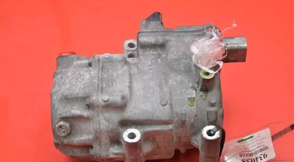 Toyota Auris E180 Air conditioning (A/C) compressor (pump) 042200-1032