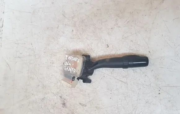 Toyota Avensis T250 Indicator stalk
