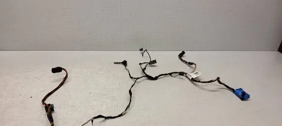 Opel Zafira B Cooling fan wiring A3370ECC H7243003 F7615