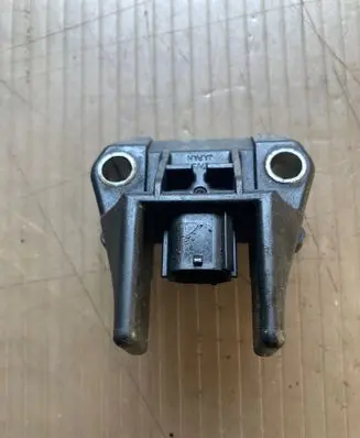 Lexus RX 330 - 350 - 400H Airbag deployment crash/impact sensor 8917345050