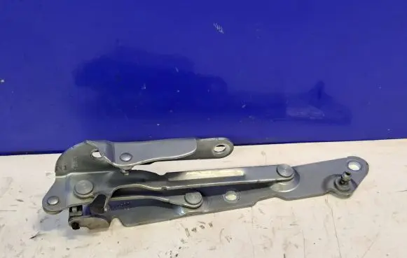 Volvo S80 Engine bonnet/hood hinges 30799275