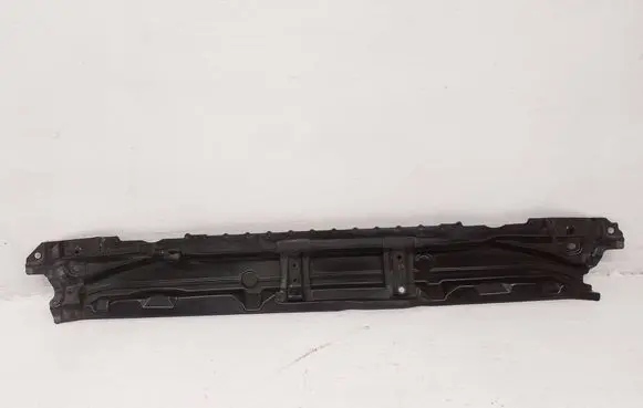 Toyota RAV 4 (XA50) Wiper trim