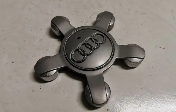 Audi Q5 SQ5 Original wheel cap 8R0601165