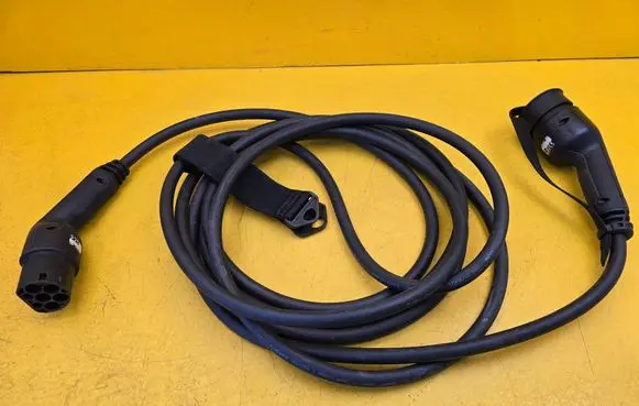 Hyundai Tucson IV NX4 Electric car charging cable 