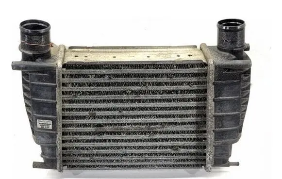 Nissan Juke I F15 Intercooler radiator 8200471885