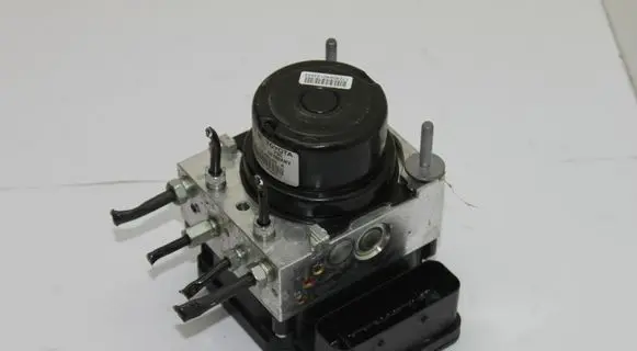 Toyota Yaris ABS Pump 895410D330