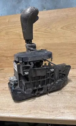 Volvo S80 Gear shifter/selector P09163929 T990830035