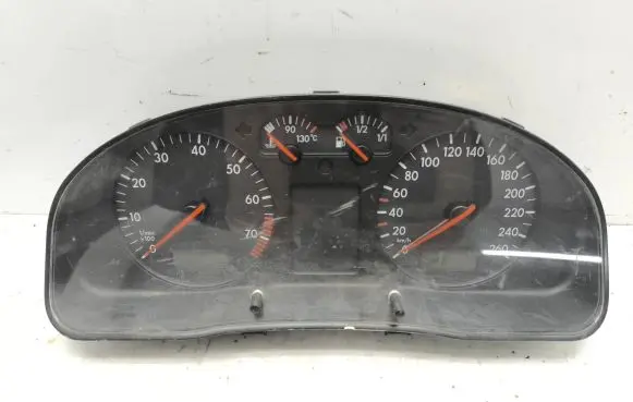 Volkswagen PASSAT B5 Speedometer (instrument cluster) 3B0919861BX 110308793010