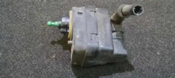 Renault Scenic I Headlight level adjustment motor 7700840141