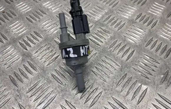 Citroen C3 Aircross Turbo solenoid valve 9802009480
