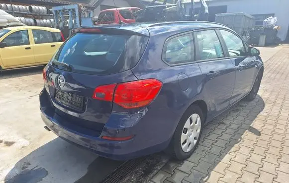 Opel Astra J Rear/tail lights ASTA4LAMPATOURER 13282243