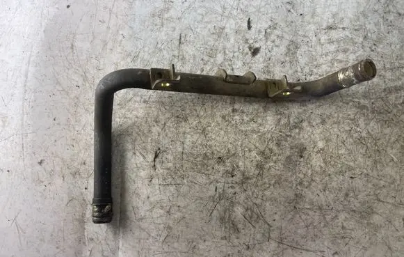 Nissan Navara D40 Engine coolant pipe/hose