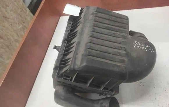 Volkswagen Sharan Air filter box 7M0129620A 7M0129607