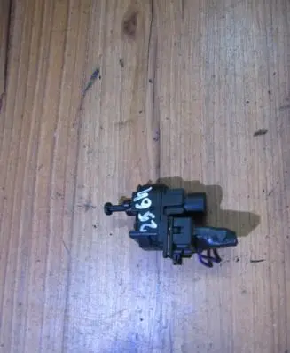 Brake pedal sensor switch