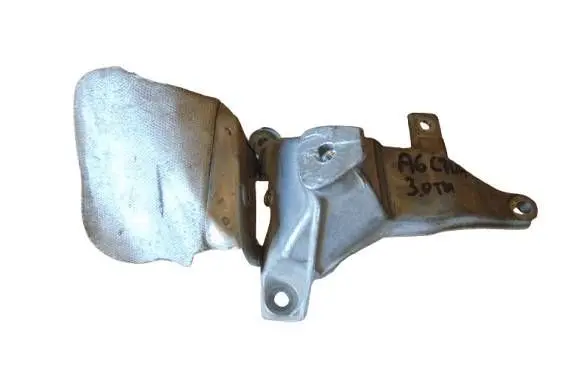 Engine mounting bracket