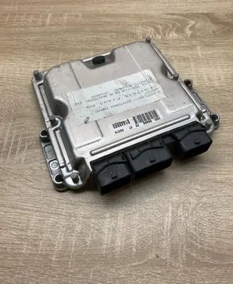 Peugeot 406 Engine control unit/module ECU 9645188580 0281010842