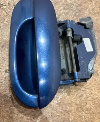 BMW 5 E39 Front door exterior handle