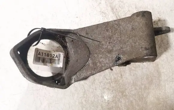 Opel Vectra C Engine mounting bracket 2442697
