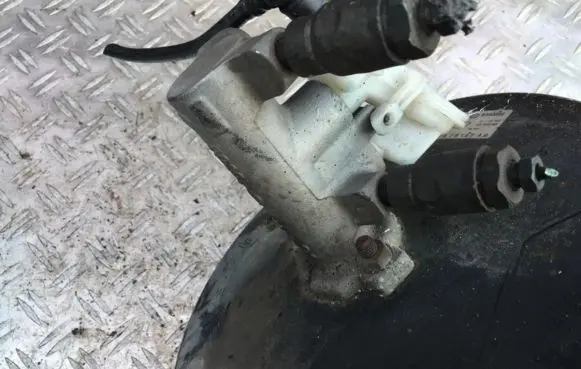Ford Focus Master brake cylinder