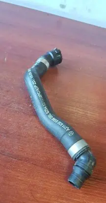 Mercedes-Benz E W211 Engine coolant pipe/hose A2118300596