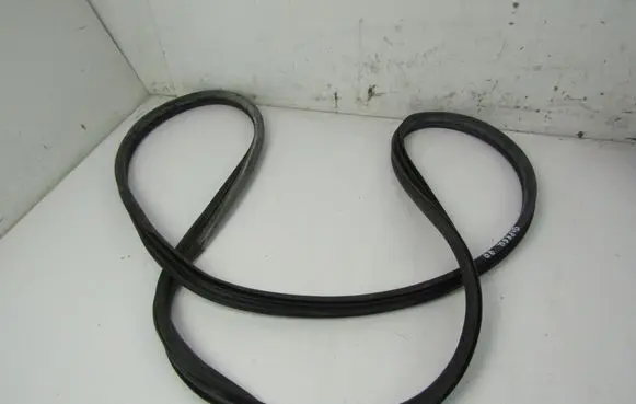 Peugeot Bipper Front door rubber seal 