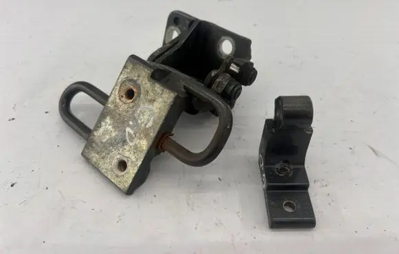 Audi A6 S6 C6 4F Rear door lower hinge 8E0833412E 4F0833401B