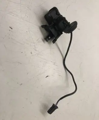 Volkswagen Golf VII Central locking motor 5C6810773H