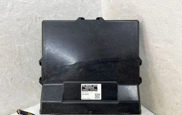 Toyota Prius (XW30) Engine control unit/module ECU 8968147270