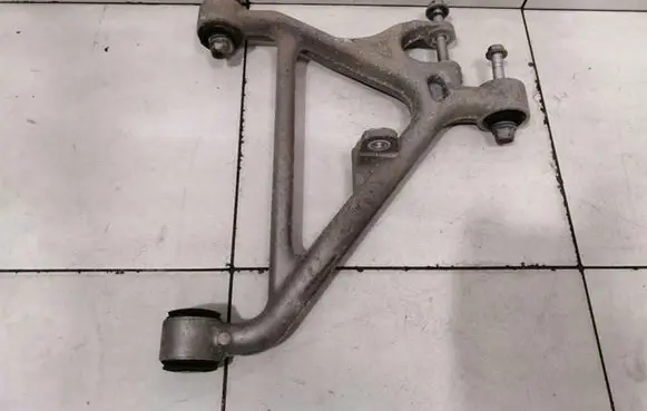 Aston Martin DB9 Rear control arm DG435B530AB
