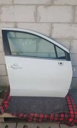Suzuki SX4 S-Cross Front door
