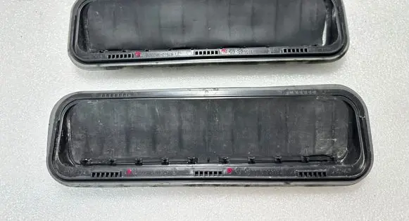 Hyundai i40 Quarter panel pressure vent 975103M000