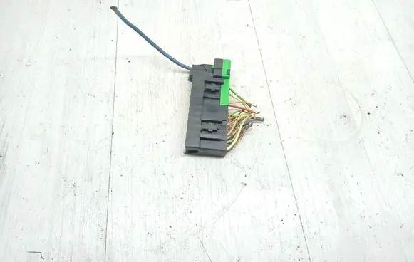 Peugeot 5008 Fuse module 9627791880 26617